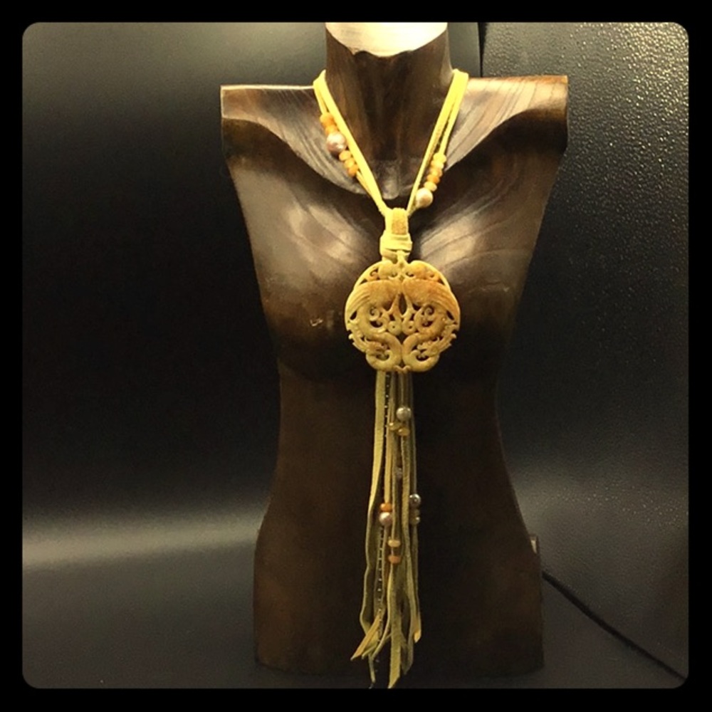 Carved Agate Medallion Pendant Necklace